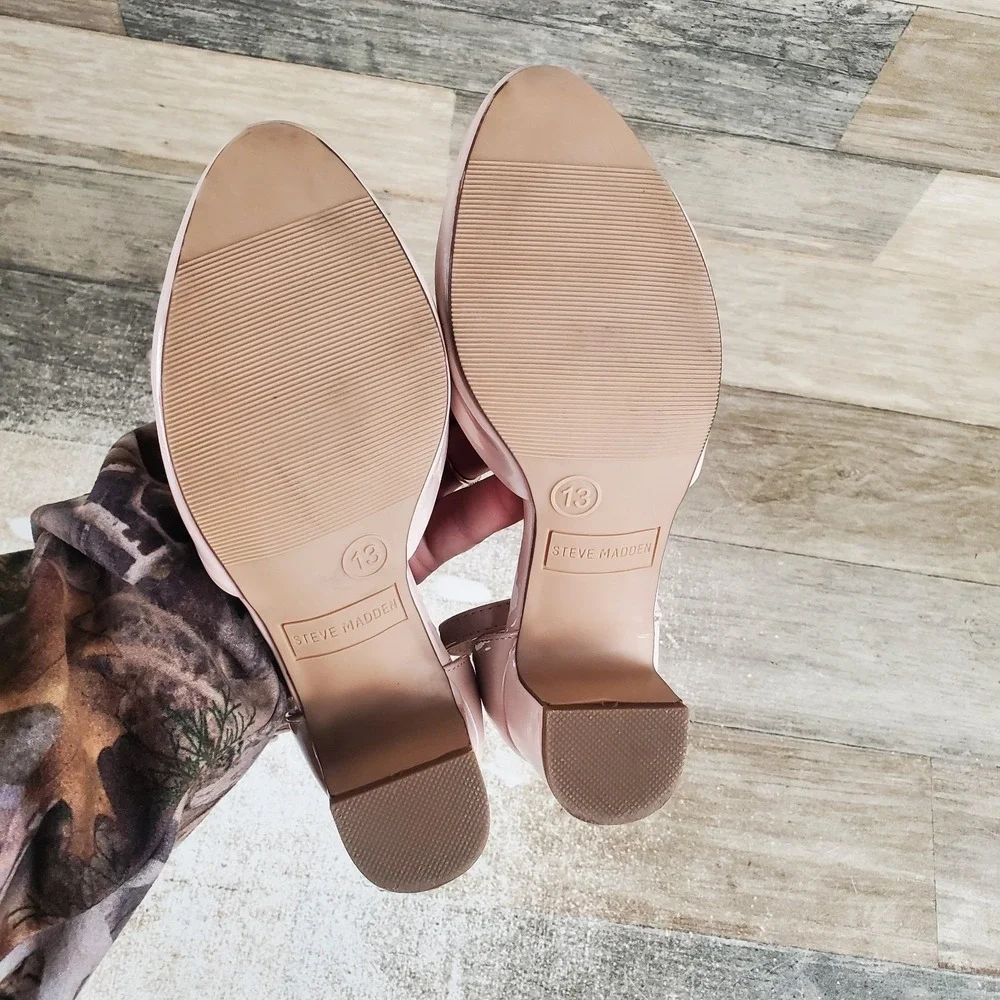 Steve Madden Prettyy Kids Sandal Sz 13 M Blush Patent Leather Buckle Ankle Strap